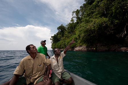WWF's Tingo Leve expertly drove the boat with our Tetepare Rangers showing us the different points of interest around the island from leatherback, green & hawksbill nesting areas to rivers where crocodiles hide.  