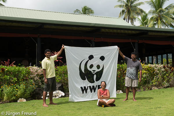 Stella posing below the panda with Laitia Tamata and Koli Musudroka of WWF South Pacific in Nukubati Island Resort.